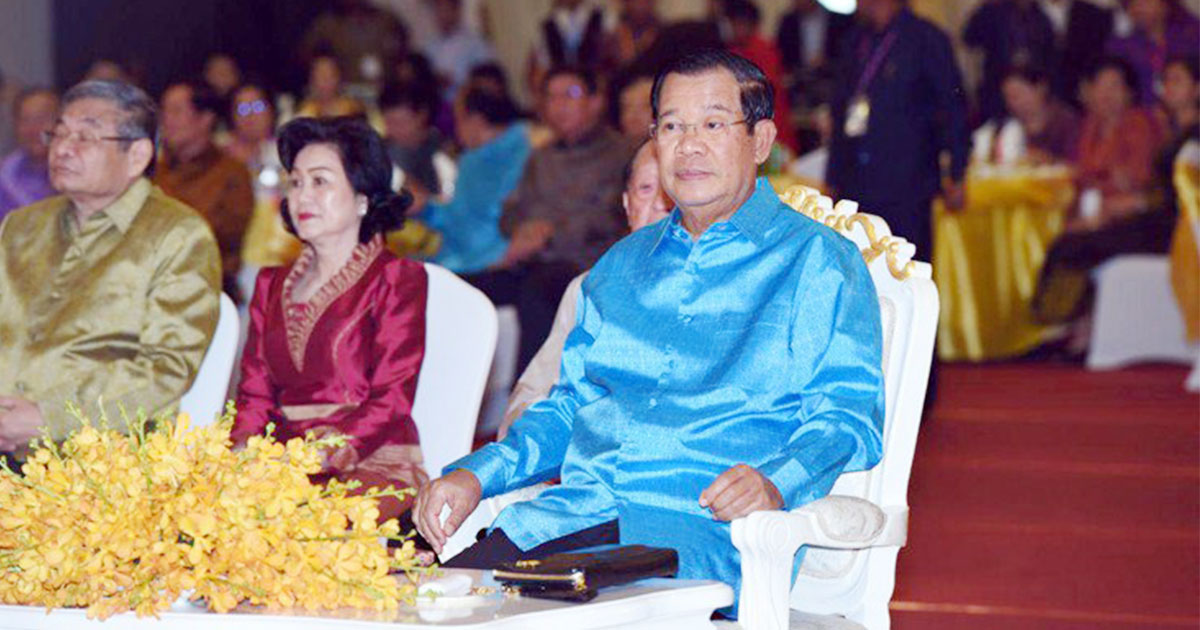 នៅល្ងាចនេះ សម្តេចតេជោ ហ៊ុន សែន នឹងអញ្ជើញអបអរសាទរទិវាវប្បធម៌ជាតិ និងពិសាអាហារសាមគ្គីជាមួយសិល្បករសិល្បការិនីជាង៤ពាន់នាក់