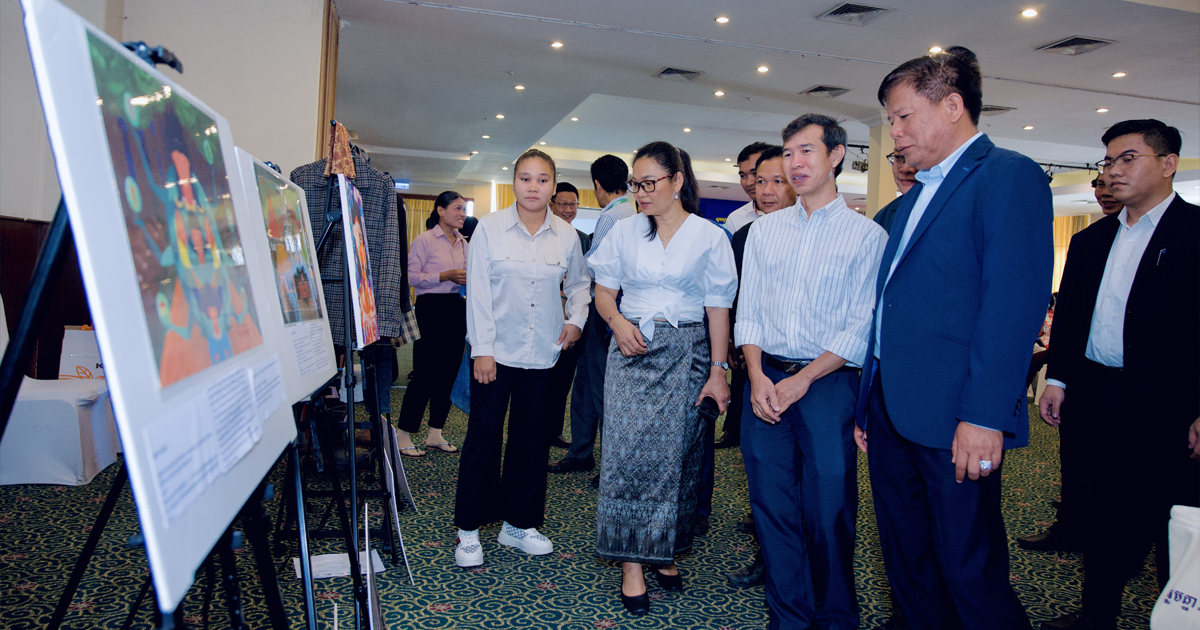 អង្គការសង្គមស៊ីវិលជំរុញឱ្យមាន «ប្រព័ន្ធគាំពារសង្គមដែលល្អប្រសើរ សម្រាប់កម្មករ និងកសិករ ក្នុងខ្សែច្រវាក់ផលិតកម្មចេក និងកៅស៊ូ»