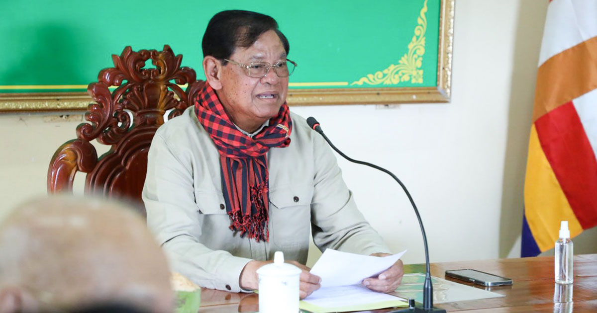 សម្តេចស ខេង ក្រើនរំលឹកដល់កងកម្លាំងគ្រប់ប្រភេទទាំងអស់ដែលកំពុងឈរជើងការពារនៅតាមព្រំដែនបន្តបំពេញភារកិច្ចរបស់ខ្លួនឲ្យបានខ្ជាប់ខ្ជួន