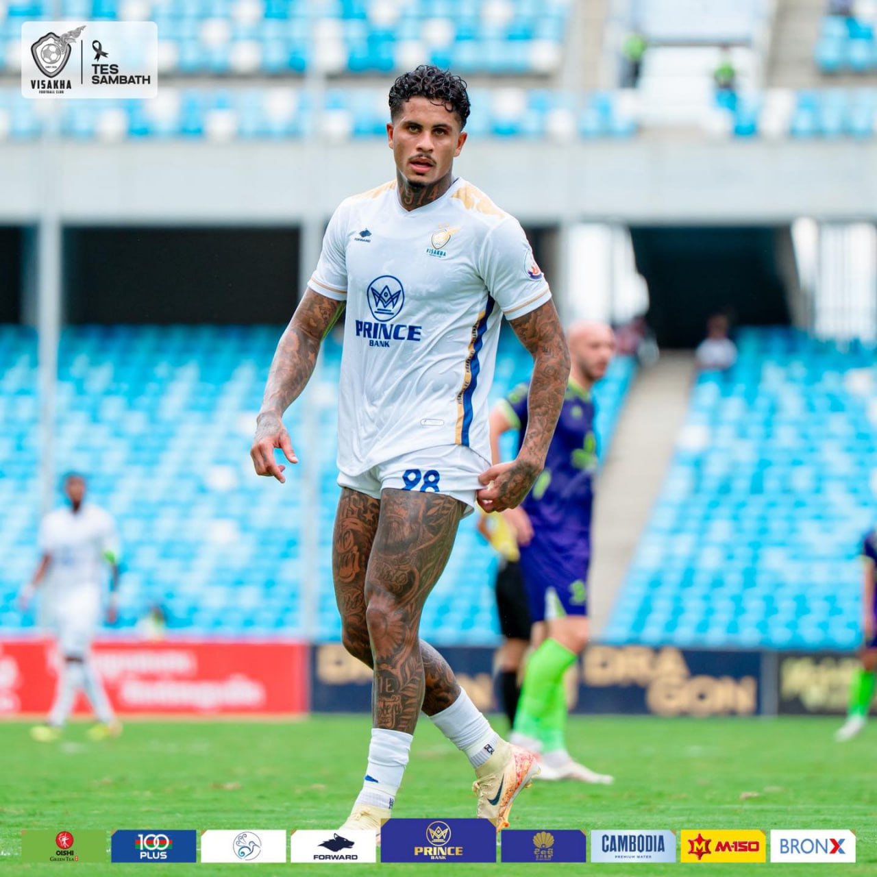 វិសាខា ចែកផ្លូវជាមួយកីឡាករ De Andrade Souza Ramon
