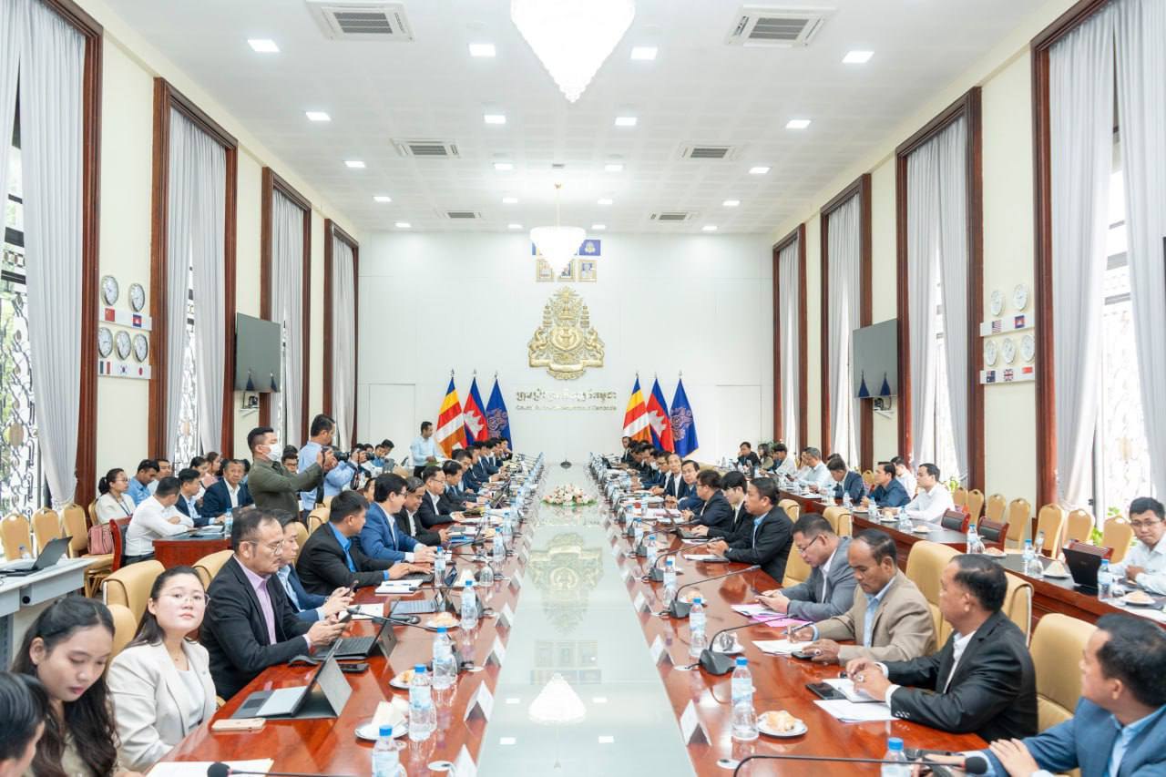 គម្រោងវិនិយោគ ១២ មានទុន ១២៨លានដុល្លារ សម្រេចបោះទីតាំនៅក្នុងខេត្តចំនួន ៧