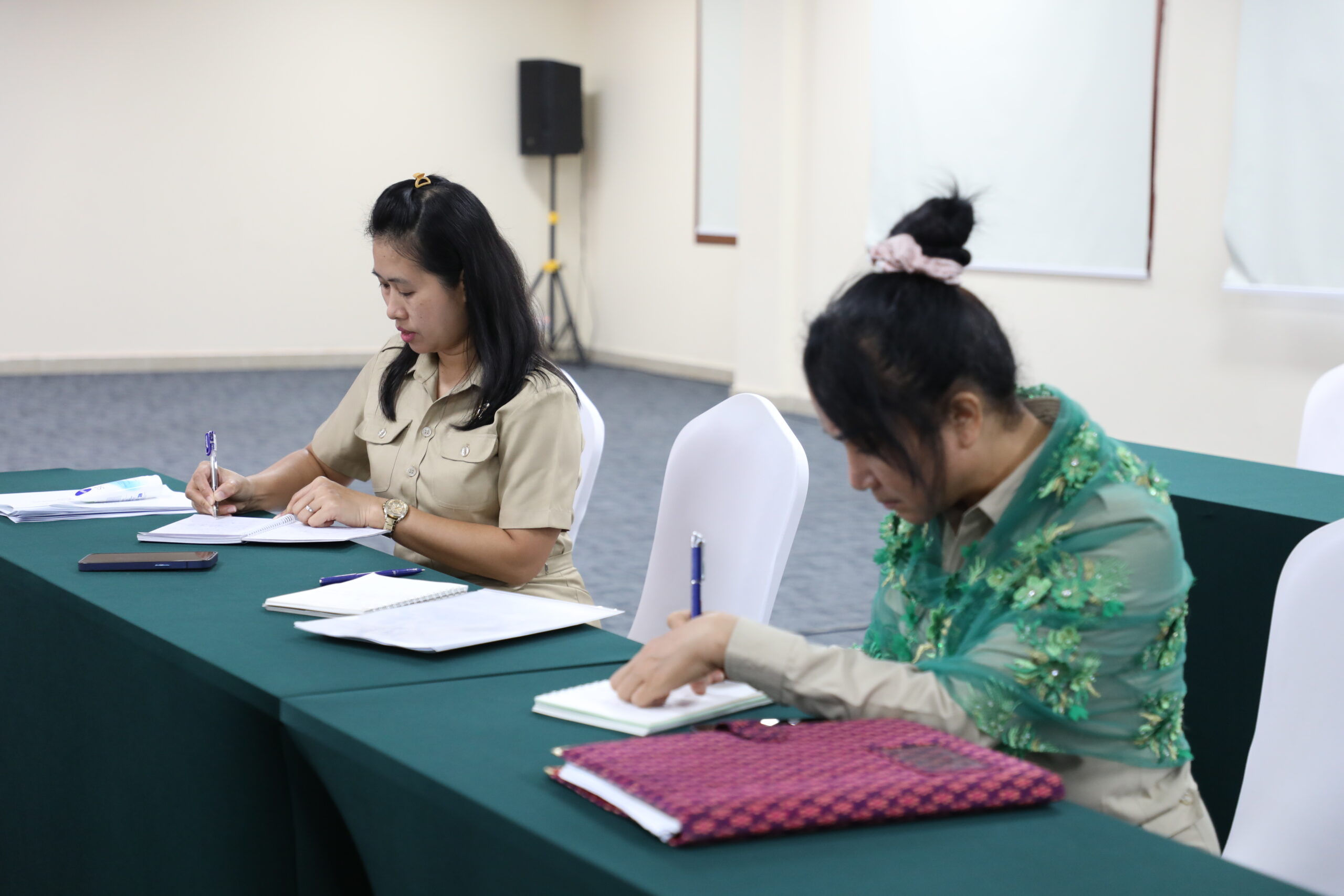 អង់គ្លេសស្វែងរកសហការជាមួយកម្ពុជាក្នុងការទប់ស្កាត់រាល់អំពើហិង្សាលើស្ត្រី
