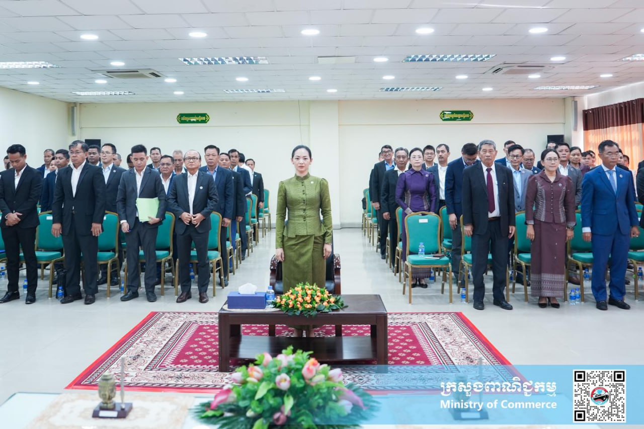 ក្រសួងពាណិជ្ជកម្ម ចុះកិច្ចព្រមព្រៀងជាមួយក្រុមហ៊ុនចំណីសត្វចំនួន៣ ដើម្បីជំរុញការទិញកសិផលក្នុងស្រុក