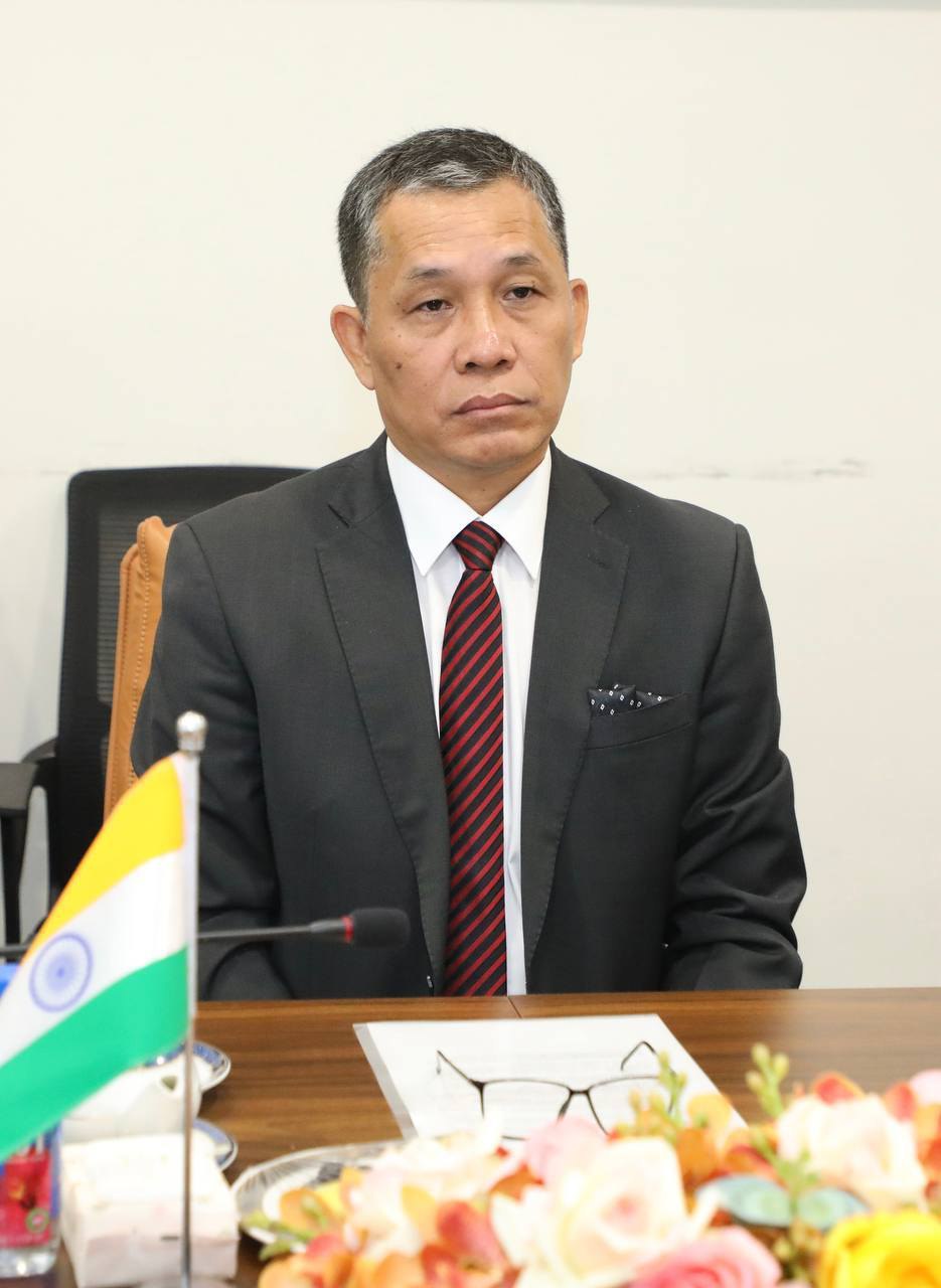 ឯកឧត្តម នាយឧត្តមសេនីយ៍ ស ថេត ទទួលជួបសម្តែងការគួរសម និងពិភាក្សាការងារជាមួយឯកអគ្គរដ្ឋទូតឥណ្ឌា ប្រចាំកម្ពុជា