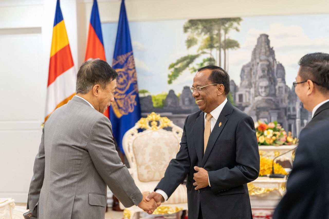 អនុប្រធានទី២ រដ្ឋសភាកម្ពុជាស្នើមន្ត្រីចិនជួយកៀរគរដល់ការវិនិយោគពីប្រទេសចិនមកកម្ពុជាឱ្យកាន់តែច្រើនឡើង