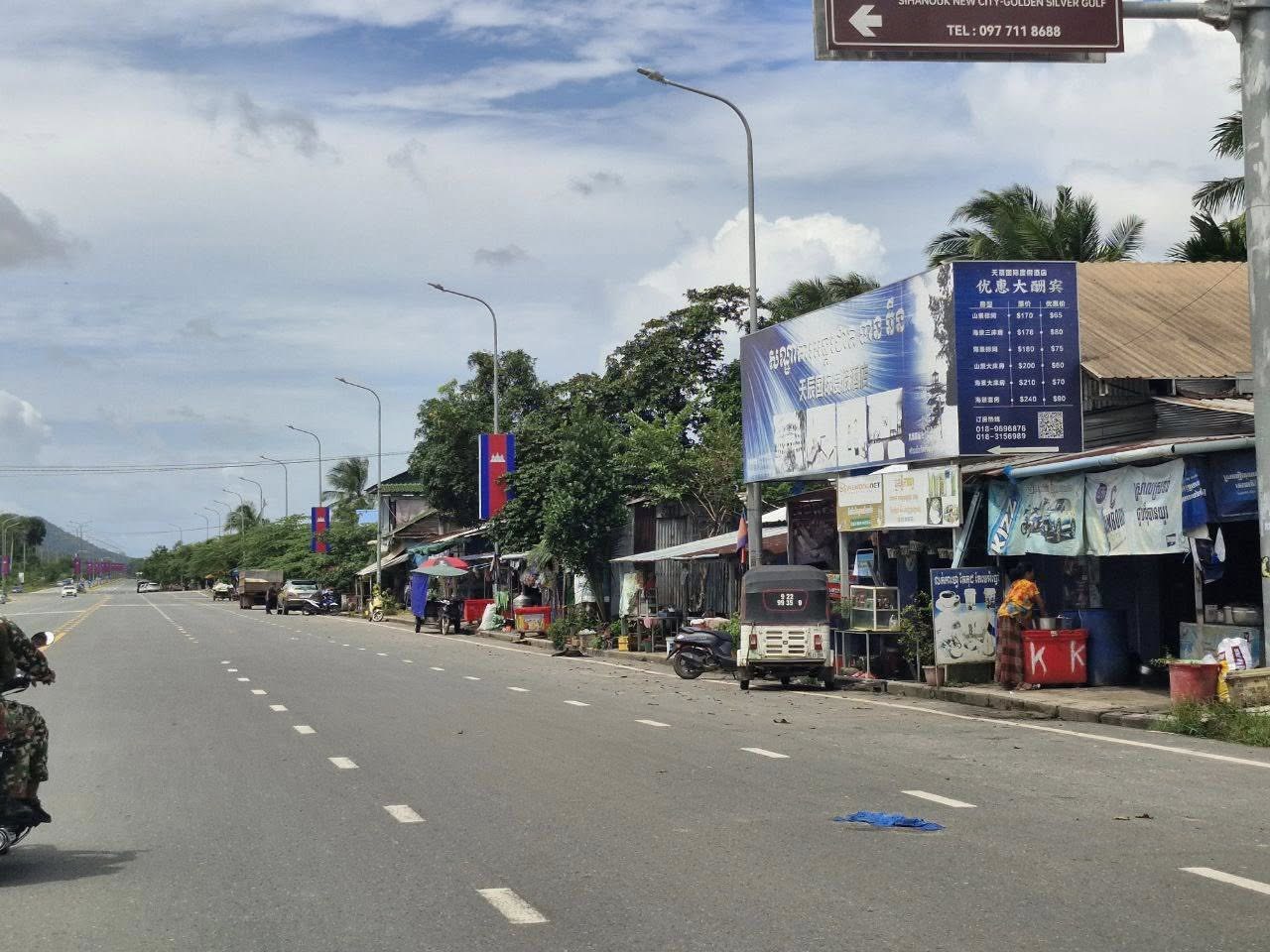 រដ្ឋបាលខេត្តព្រះសីហនុទុកពេល ១៥ ថ្ងៃឱ្យពលរដ្ឋដែលរស់នៅតាមដងផ្លូវ ជាប់របងអាកាសយានដ្ឋាមកដាក់ពាក្យទទួលយកដីឡូតិ៍ថ្មី