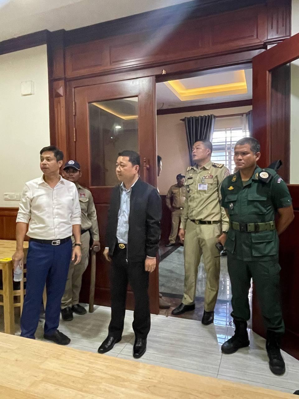 ភ្នំពេញ៖ លោក ឃួង ស្រេងណែនាំឱ្យខណ្ឌទាំង១៤បន្តយកចិត្តទុកដាក់លុបំបាត់អំពើឆបោកតាមអនឡាញ