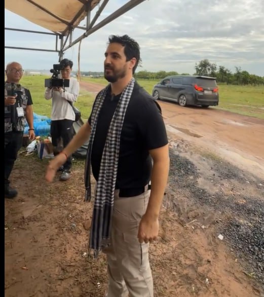 លោក Michael ចុះទៅផ្សព្វផ្សាយពីទុក្ខលំបាកពលរដ្ឋកម្ពុជាដែលរងគ្រោះដោយសារការឈ្លានពានពីទាហានថៃ