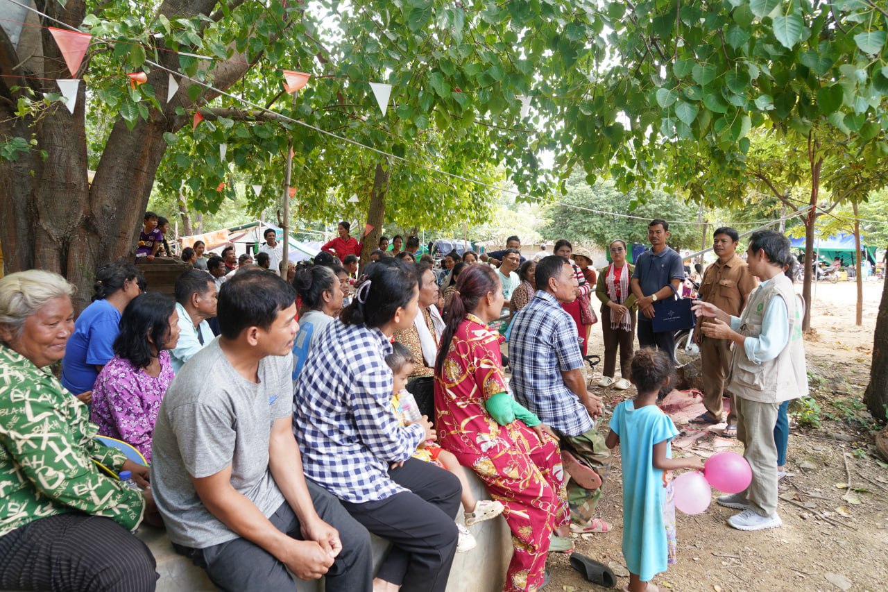 អង្គការអុកស្វាម ផ្តល់ជំនួយជាសាច់ប្រាក់សង្គ្រោះបន្ទាន់សម្រាប់ គ្រួសារភៀសសឹក ២០០គ្រួសារ ក្នុងខេត្តឧត្តរមានជ័យ