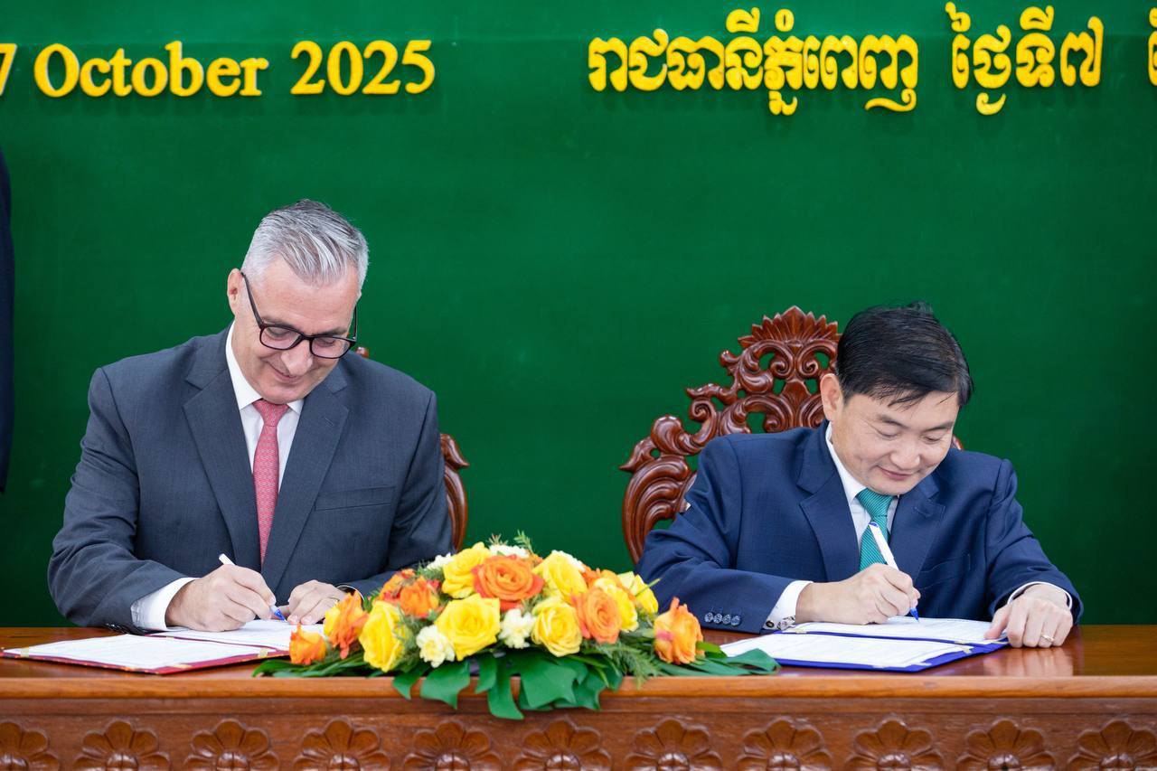 ក្រសួងការងារ និងអង្គការមួយចុះហត្ថលេខាជំរុញការបណ្តុះបណ្តាលជំនាញវិជ្ជាជីវៈ ផ្នែកបដិសណ្ឋារកិច្ច និងទេសចរណ៍ដល់យុវជនកម្ពុជា