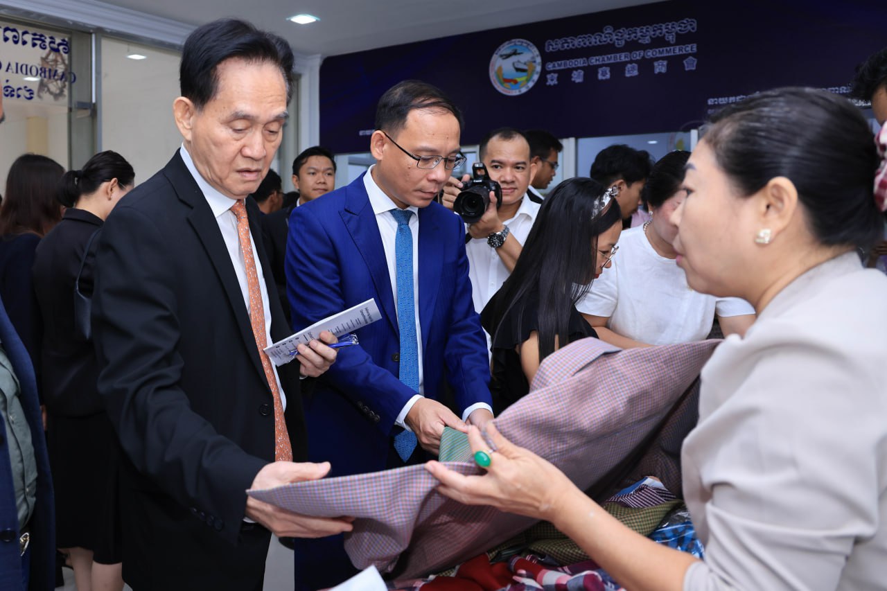វិស័យឯកជនរៀបចំសិក្ខាសាលា៖ «យើងគាំទ្រផលិតផលជាតិ និង ការត្រៀមខ្លួនដាក់លក់ផលិតផលខ្មែរលើទីផ្សារ»