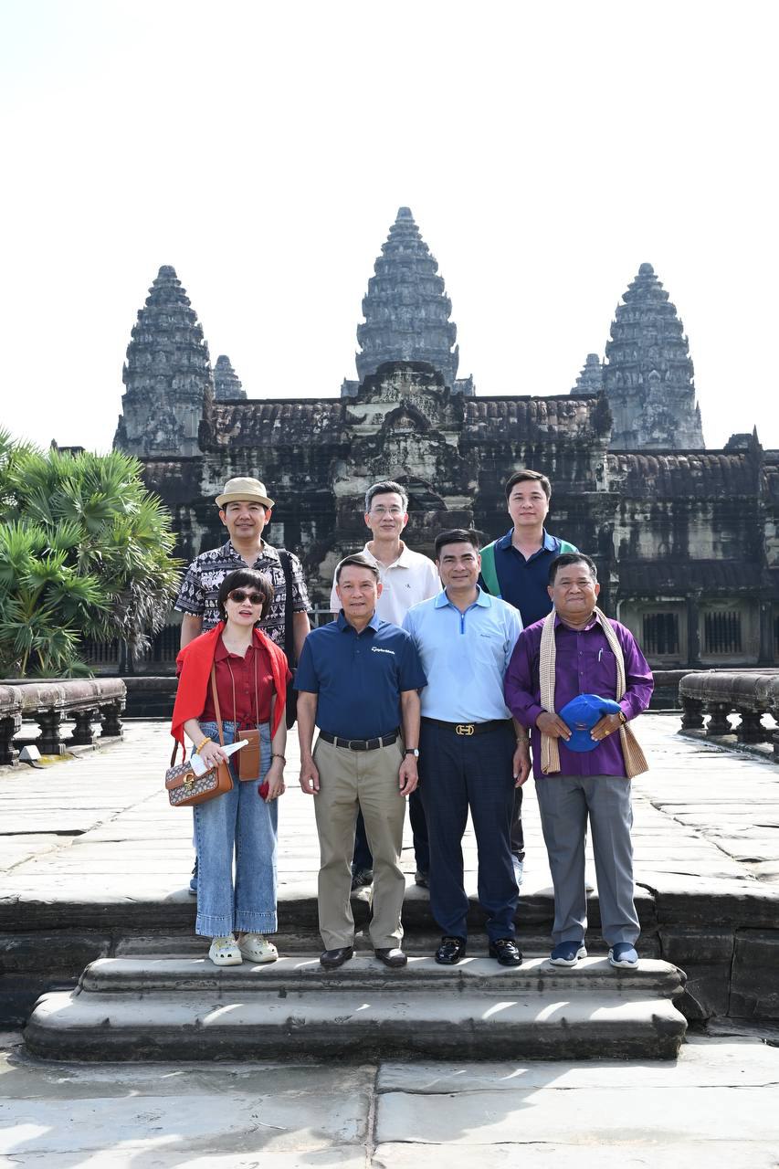 លោក ពុយ គា៖ វិស័យព័ត៌មាននៅកម្ពុជាកំពុងប្រឈមនឹងបញ្ហាផ្លាស់ប្តូរយ៉ាងលឿន