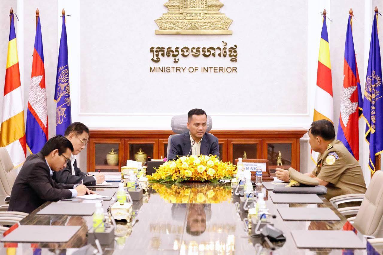 ឯកឧត្តមអភិសន្តិបណ្ឌិត ស សុខា អញ្ជើញលោក ប៉ាង លីដា មកជួប និងសុំឱ្យតៀមធ្វើបទបង្ហាញក្នុងសន្និបាតរដ្ឋបាលរាជធានី និងសន្និបាតក្រសួងមហាផ្ទៃ នាពេលខាងមុខ
