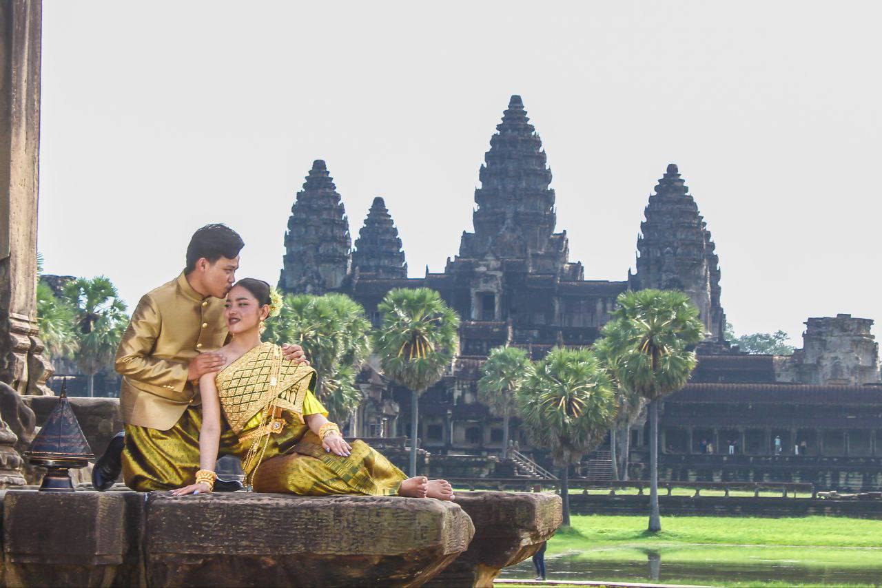 ប្រាសាទអង្គរវត្ត ជាទីពេញនិយមនៃការថតរូបមុនរៀបអាពាហ៍ពិពាហ៍ ឬហៅថា Pre Wedding