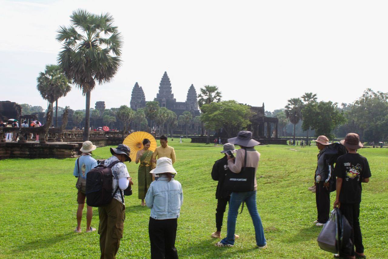 ប្រាសាទអង្គរវត្ត ជាទីពេញនិយមនៃការថតរូបមុនរៀបអាពាហ៍ពិពាហ៍ ឬហៅថា Pre Wedding