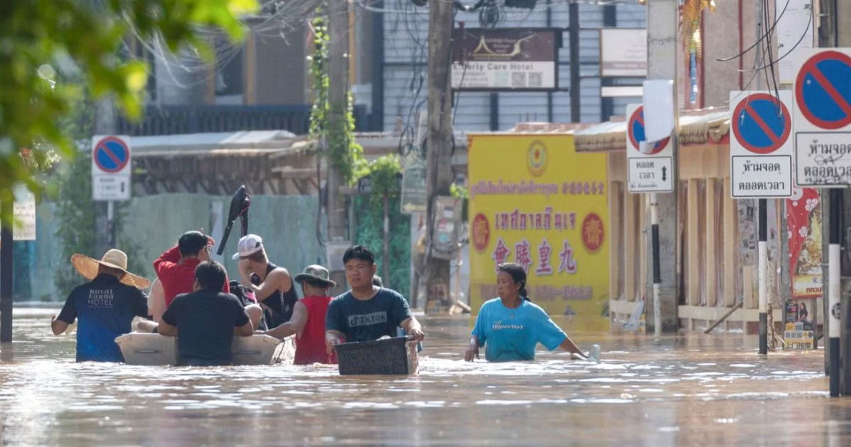 ប្រទេសថៃរងនូវទឹកជំនន់ធ្ងន់ធ្ងរបំផុតក្នុងរយៈពេល ៣០០ឆ្នាំ វាយប្រហារភាគខាងត្បូង
