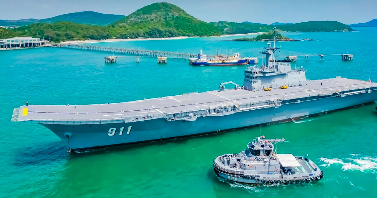 ថៃបញ្ជូននាវាផ្ទុកយន្តហោះ ដើម្បីជួយសង្រ្គោះពលរដ្ឋ ខណៈជំនន់ទឹកភ្លៀងកាន់តែធ្ងន់ធ្ងរ