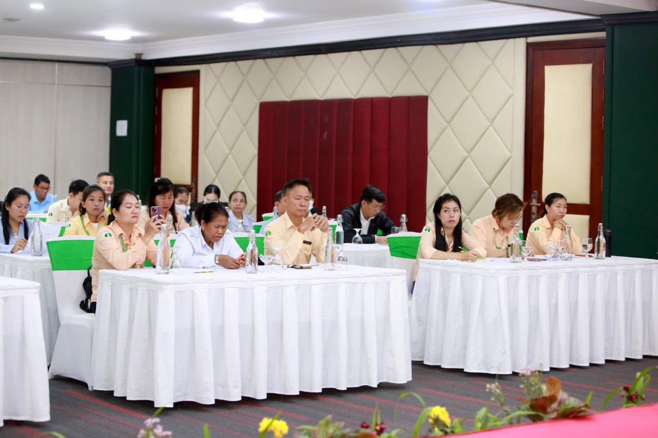 អាជ្ញាធរខេត្តសៀមរាបជំរុញមគ្គុទ្ទេសក៍ទេសចរណ៍គោរពនូវក្រមសីលធម៌វិជ្ជាជីវៈ