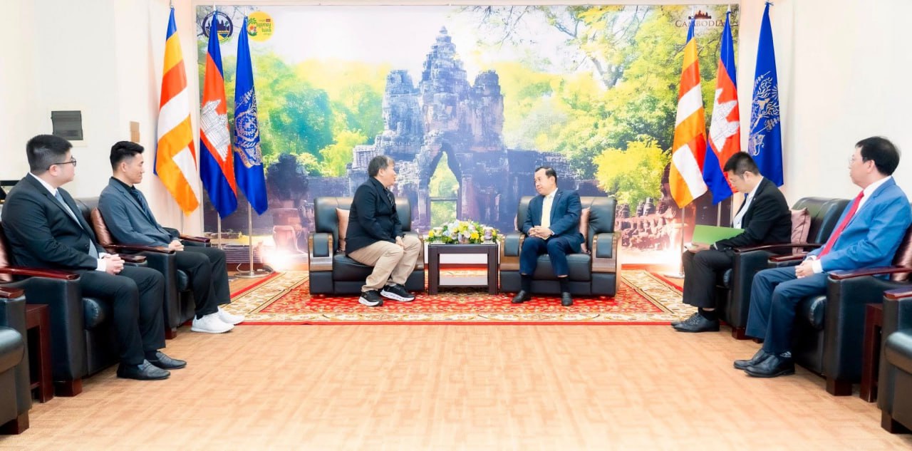 ក្រុមហ៊ុនផលិតស្បែកជើងម៉ាកល្បីៗ របស់ពិភពលោក សន្យាជួយផ្សព្វផ្សាយសក្តានុពលទេសចរណ៍កម្ពុជា