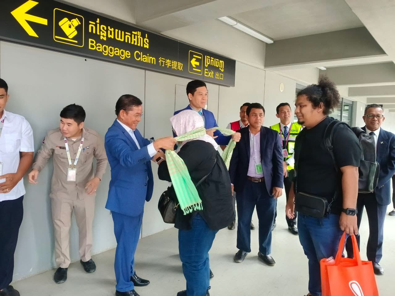 កម្ពុជាស្វាគមន៍ការហោះហើរត្រង់ដំបូងរបស់ក្រុមហ៊ុនអាកាសចរណ៍ Firefly