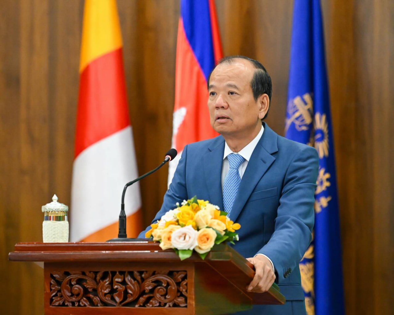 ធនាគារជាតិ និងក្រសួងប្រៃសណីយ៍ជំរុញបរិវត្តកម្មឌីជីថល និងការផ្ទៀងផ្ទាត់អត្តសញ្ញាណស៊ីមកាតជាមួយនឹងគណនីធនាគារ