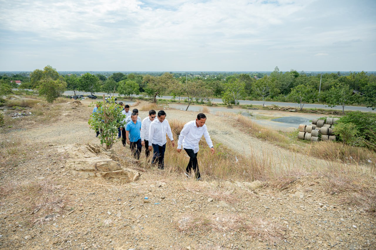 អភិបាលខេត្តតាកែវ ត្រៀមកែឆ្នៃបន្ថែមនៅជើងភ្នំជីសូរ ដើម្បីជាការទាក់ទាញភ្ញៀវទេសចរ
