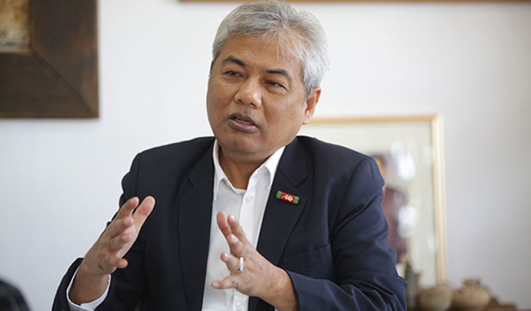 THAILAND’S STRATEGIES TO CAPTURE LANDS LOST TO COLONIAL POWERS:
A LOUSY BILATERAL ENGAGEMENT