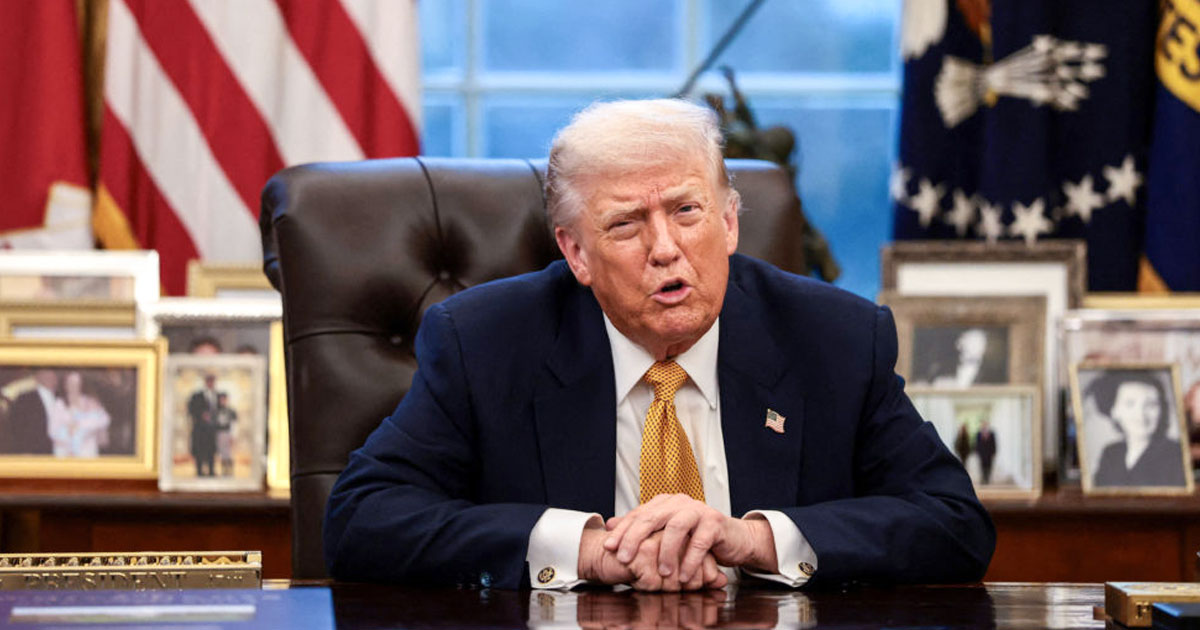 លោក Trump គំរាមដាក់ពន្ធលើប្រទេសណាដែលផ្គត់ផ្គង់ប្រេងឱ្យគុយបា