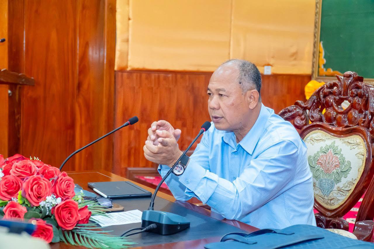 អភិបាលខេត្តបន្ទាយមានជ័យ ដាក់ចេញបទបញ្ជាត្រួតពិនិត្យជនបរទេស ២៤ម៉ោង លើ ២៤ម៉ោង