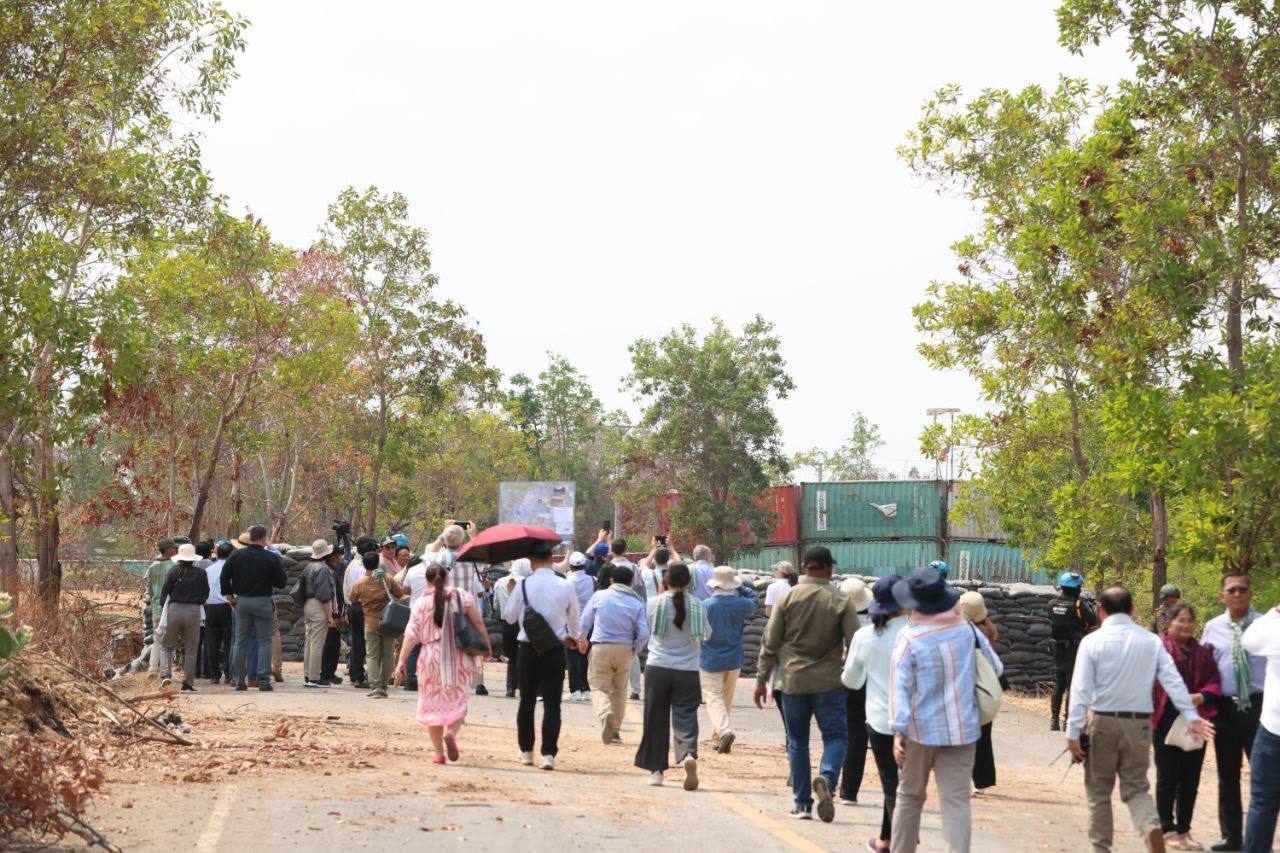 ប្រធានអាស៊ាន ប្តេជ្ញាលើកកម្ពស់សមត្ថភាពការងាររបស់ AOT បន្ថែមទៀត ដើម្បីជួយរក្សាបទឈប់បាញ់កម្ពុជា និងថៃ