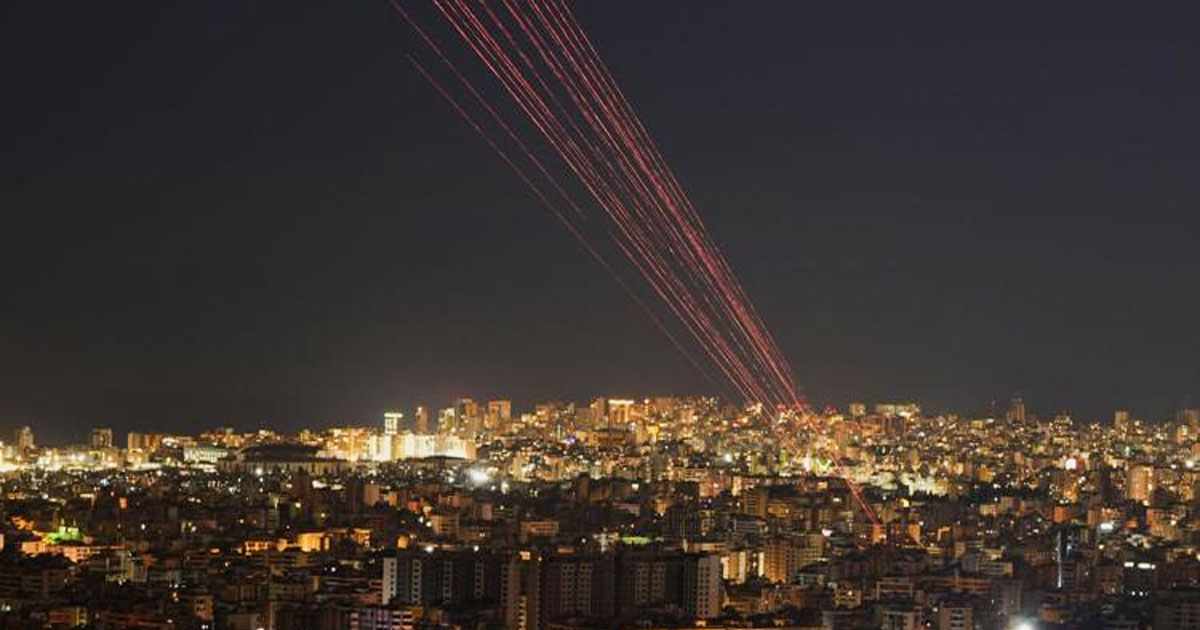 អ៊ីរ៉ង់វាយប្រហារលើស្ថានទូតអ៊ីស្រាអែលនៅបារ៉ែន ខណៈអារ៉ាប៊ីសាអូឌីតស្ទាក់ចាប់មីស៊ីល