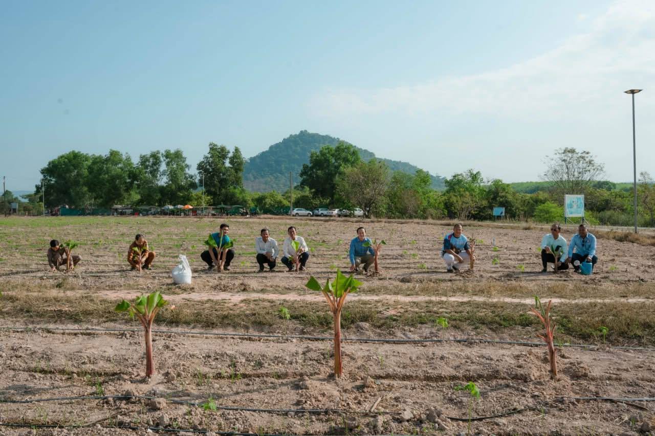 រដ្ឋបាលស្រុកបន្ទាយស្រីពន្លឿនការរៀបចំគម្រោងសួនកសិទេសចរណ៍ ឱ្យបានមុនបុណ្យចូលឆ្នាំខ្មែរ