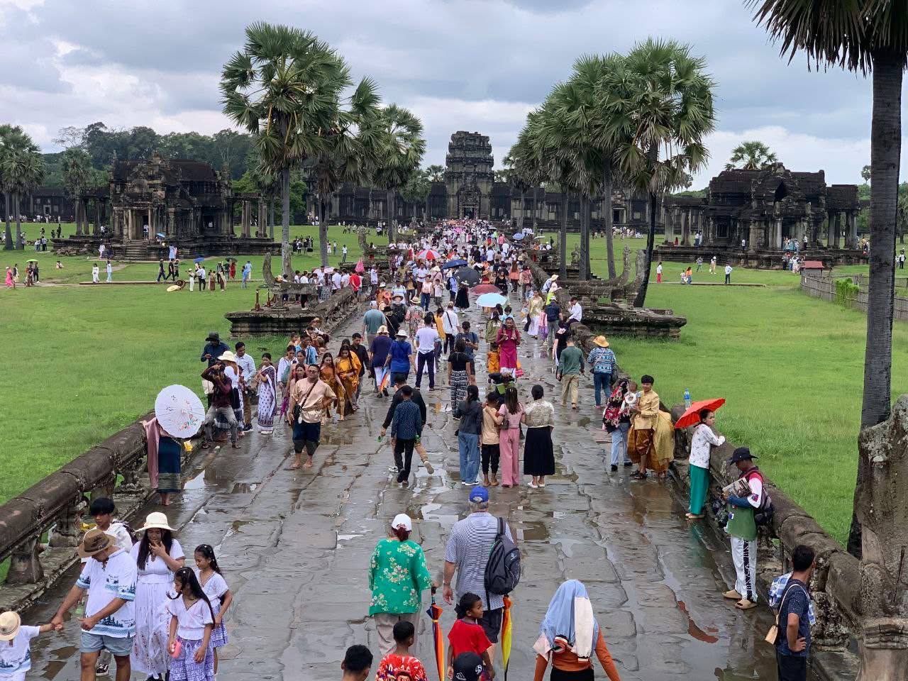រមណីយដ្ឋានអង្គរទាក់ទាញភ្ញៀវទេសចរចិនជាង ១៤,០០០ នាក់ ក្នុងរយៈពេល ២ ខែឆ្នាំនេះ