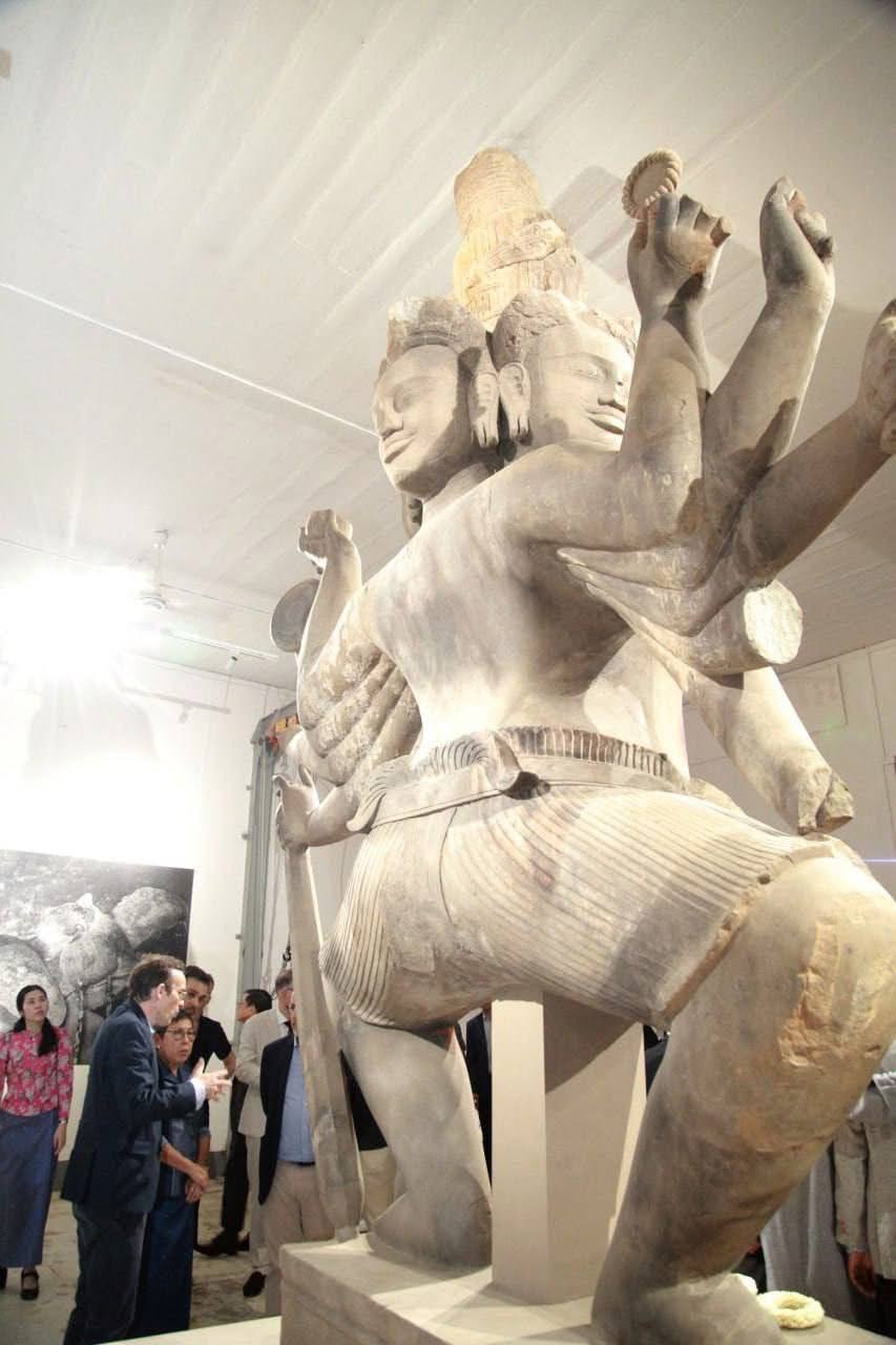 ប្រតិមា ព្រះសិវៈរាំ មានប្រភពពីតំបន់ប្រាសាទកោះកេរ្តិ៍ រស់ឡើងវិញហើយបន្ទាប់ពីផ្គុំរូបរាងអស់ជាង៥ឆ្នាំ