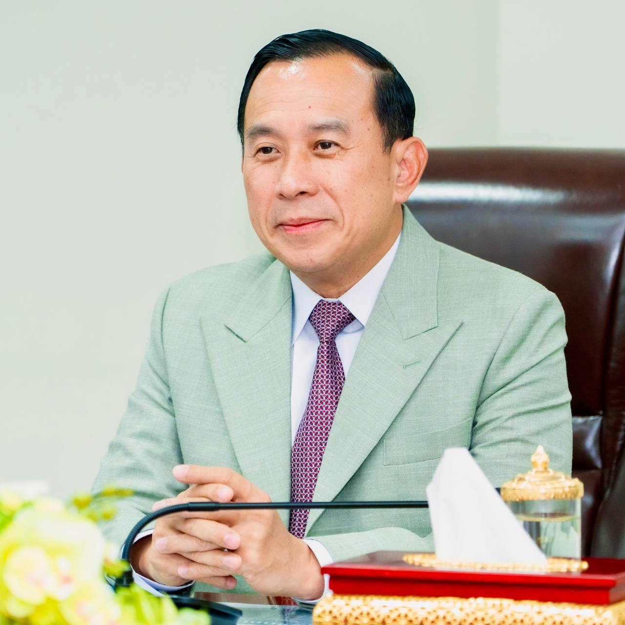 ក្រុមហ៊ុនក្នុងស្រុកមួយគ្រោងកែច្នៃខ្លឹមចន្ទន៍ក្រស្នា ជាវត្ថុអនុស្សាវរីយ៍ដ៏ប្រណិតសម្រាប់ទាក់ទាញភ្ញៀវទេសចរមូស្លីម