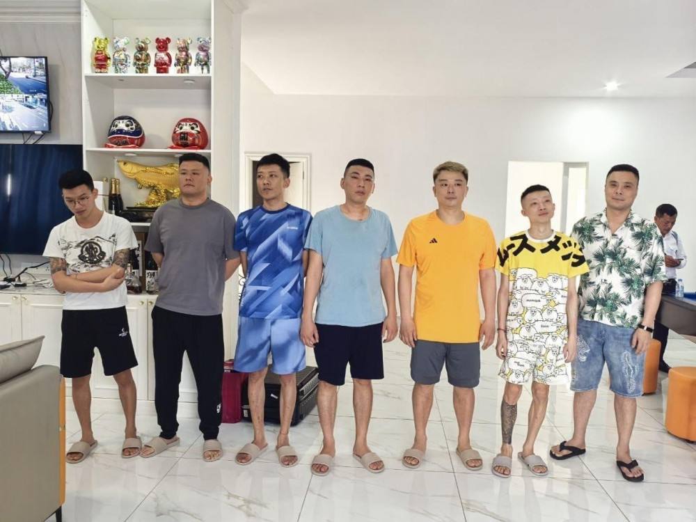 ឃាត់ខ្លួនជនជាតិចិន១៥នាក់ពាក់ព័ន្ធករណីឆបោកតាមប្រព័ន្ធបច្ចេកវិទ្យា នៅបុរីអ័រគីដេខណ្ឌជ្រោយចង្វារ