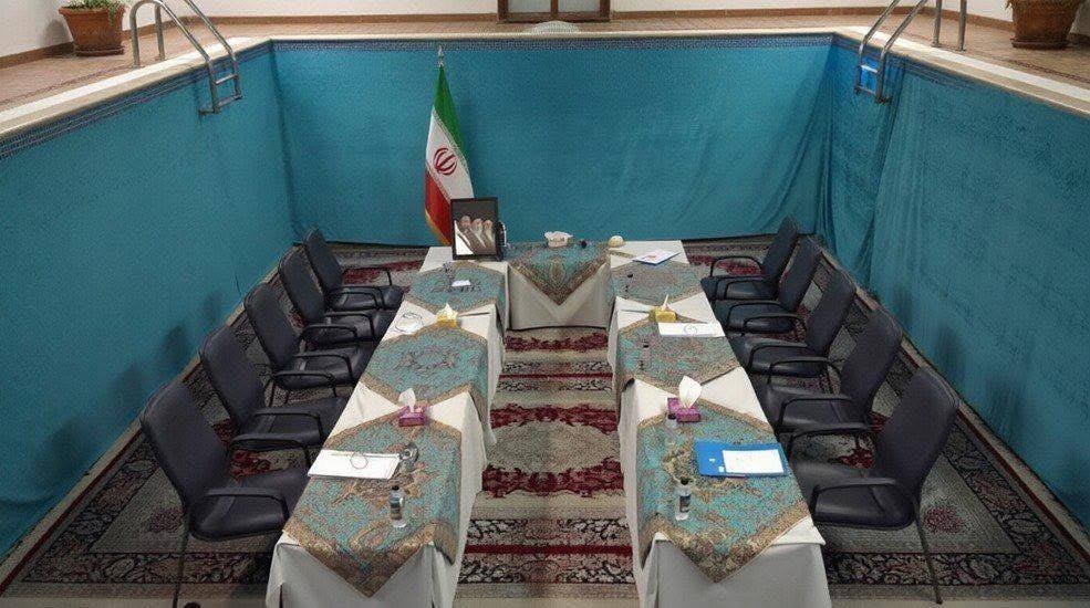 អ៊ីរ៉ង់រៀបចំកិច្ចប្រជុំគណៈរដ្ឋមន្ត្រីបន្ទាន់នៅក្នុងអាងហែលទឹក