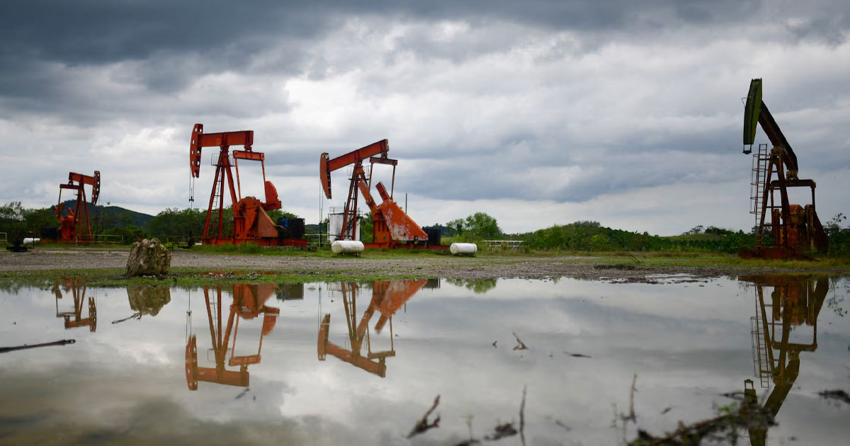 តម្លៃប្រេង ឡើងដល់ ១០៧ ដុល្លារ ខណៈការចរចាអាមេរិក–អ៊ីរ៉ង់ជាប់គាំង និងភាពតានតឹងនៅច្រកសមុទ្រ Hormuz កើនឡើង