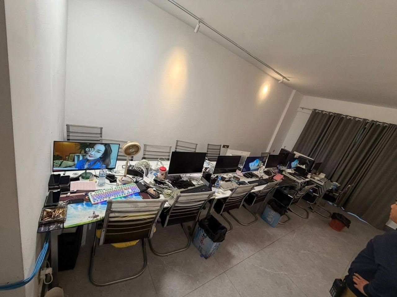 ជនបរទេស៣៩៨នាក់ ត្រូវបានឃាត់ខ្លួនក្នុងប្រតិបត្តិការបោសសម្អាតបទល្មើសអនឡាញស្កេម