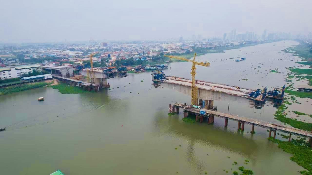 ស្ពានឆ្លងទន្លេបាសាក់ (ចាក់អង្រែក្រោម-ព្រែកប្រា) សម្រេចការសាងសង់បាន ៦៨% ហើយ