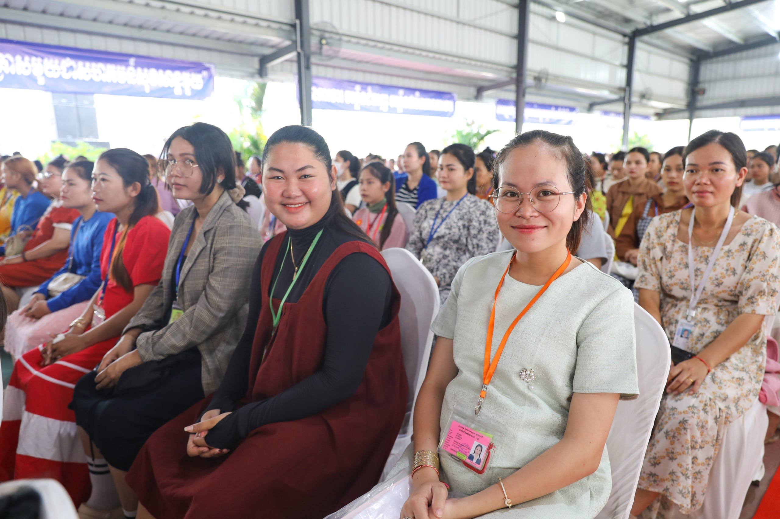 រដ្ឋមន្រ្តីក្រសួងការងារ ចាត់ទុកបងប្អូនកម្មករនិយោជិតជាវីរបុរសនៃគ្រួសារ និងសង្គមជាតិ