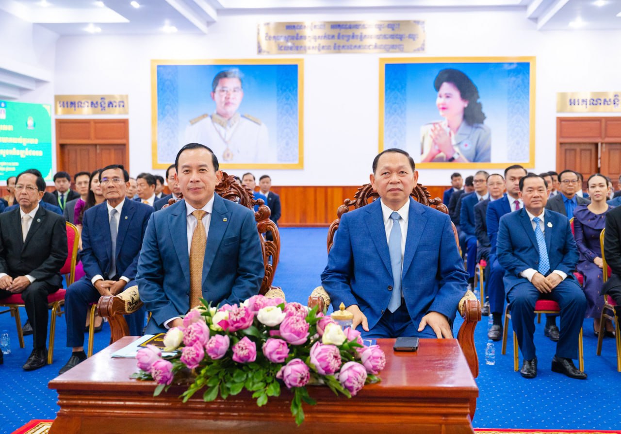 ក្រសួងទេសចរណ៍ និងក្រសួងអភិវឌ្ឍន៍ជនបទធ្វើ ”កិច្ចសហប្រតិបត្តិការភាពជាដៃគូលើការជំរុញការងារអភិវឌ្ឍវិស័យទេសចរណ៍ និងវិស័យអភិវឌ្ឍន៍ជនបទ”