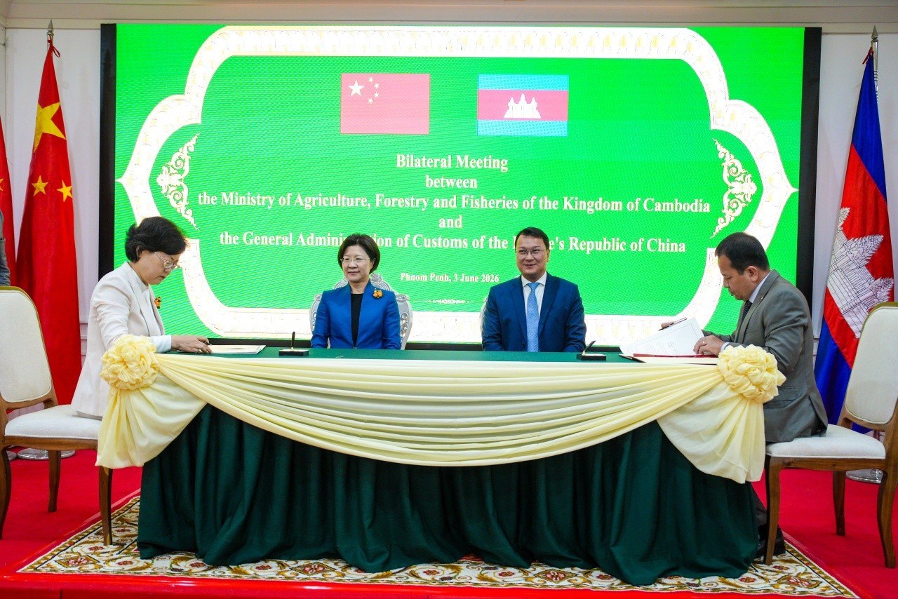 កម្ពុជា និងចិន ចុះពិធីសារបើកផ្លូវនាំចេញ ផលិតផលសាច់គោ និងមៀនសម្ងួត ពីកម្ពុជាទៅកាន់ទីផ្សារប្រទេសចិន