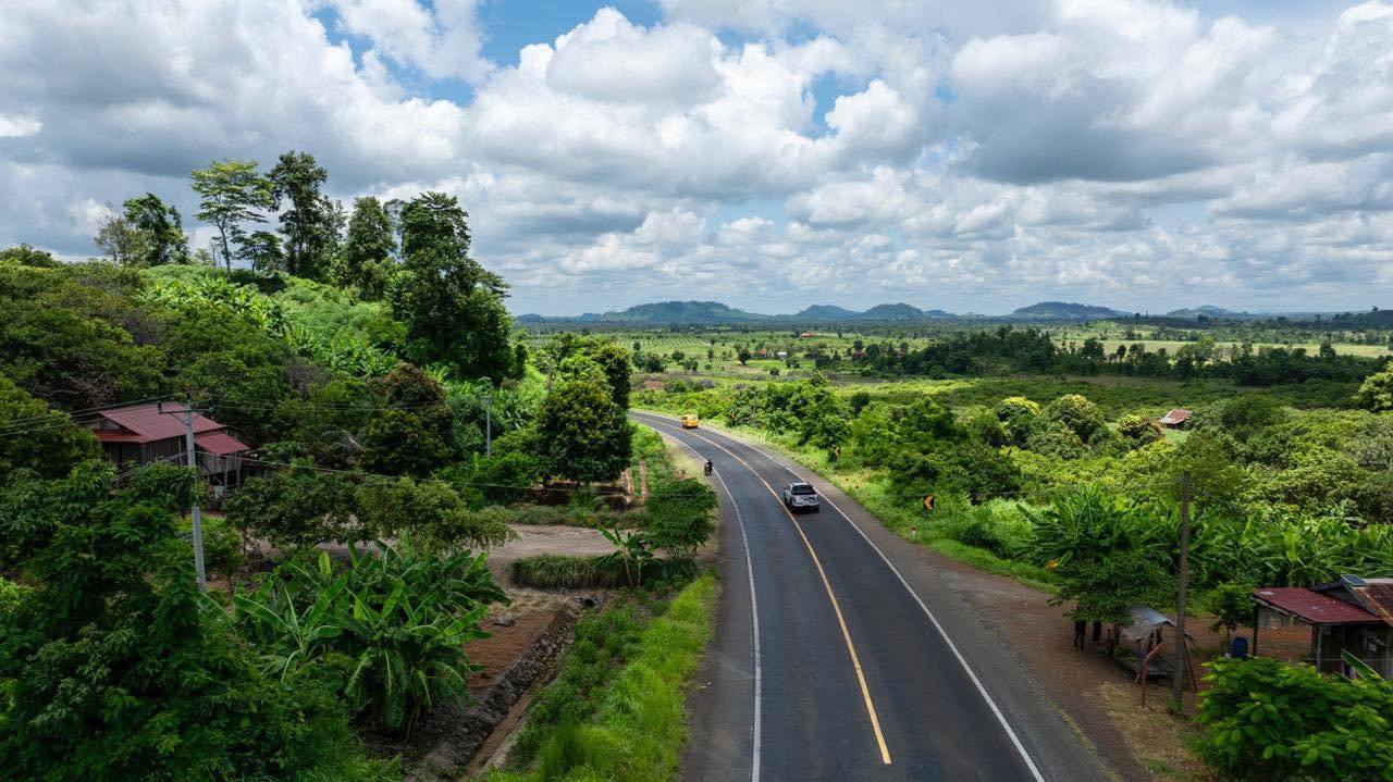 ផ្លូវជាតិលេខ៧៨ គឺជាផ្លូវយុទ្ធសាស្ត្រក្នុងការតភ្ជាប់ភូមិភាគឦសាន