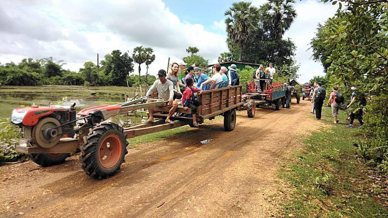 ចង់បានដំណេីរកម្សាន្តបែបធម្មជាតិ​ និងធ្វេីសកម្មភាពសប្បុរសធម៌​ សូមកុំភ្លេចសហគមន៍អេកូទេសចរណ៍កោះផ្ដៅ។