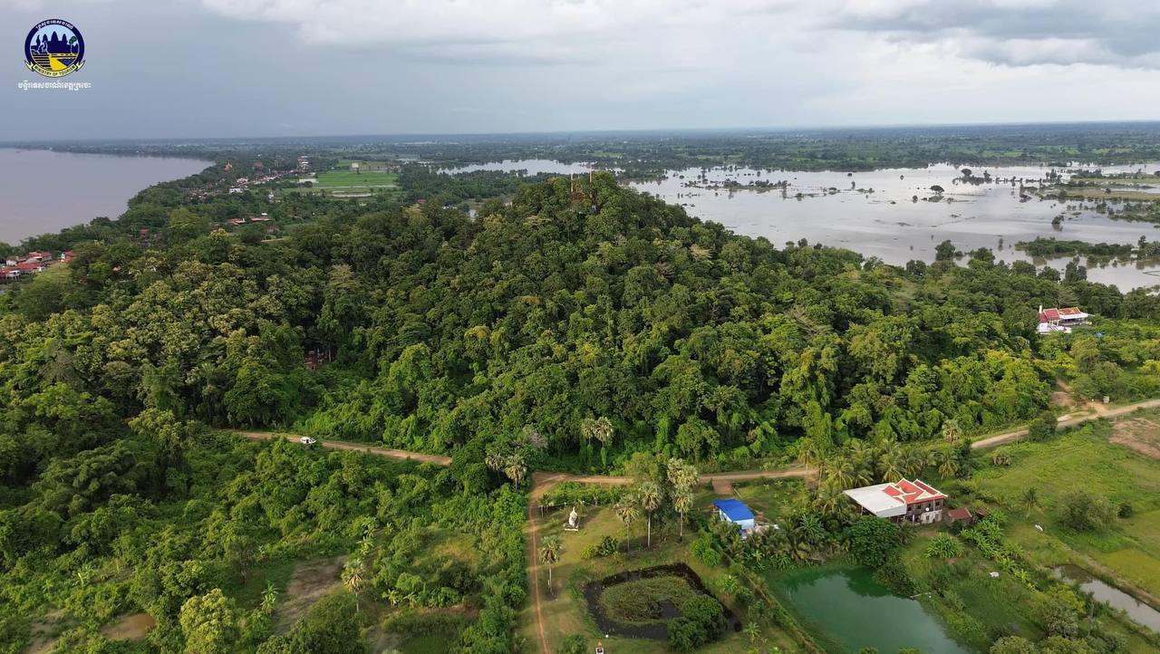 ភ្នំសំបុក​ ជារមណីយដ្ឋានវប្បធម៌ប្រវត្តិសាស្រ្ត ស្ថិតនៅ ខេត្តក្រចេះ