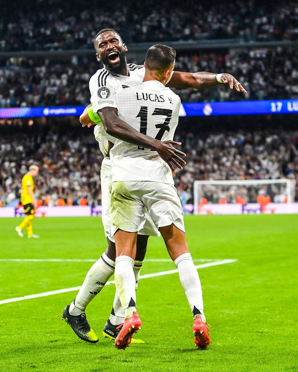 Vinicius Junior ស៊ុត Hat-Trick ជួយ Real Madrid វាយបកយកឈ្នះ Dortmund នៅ Champions League