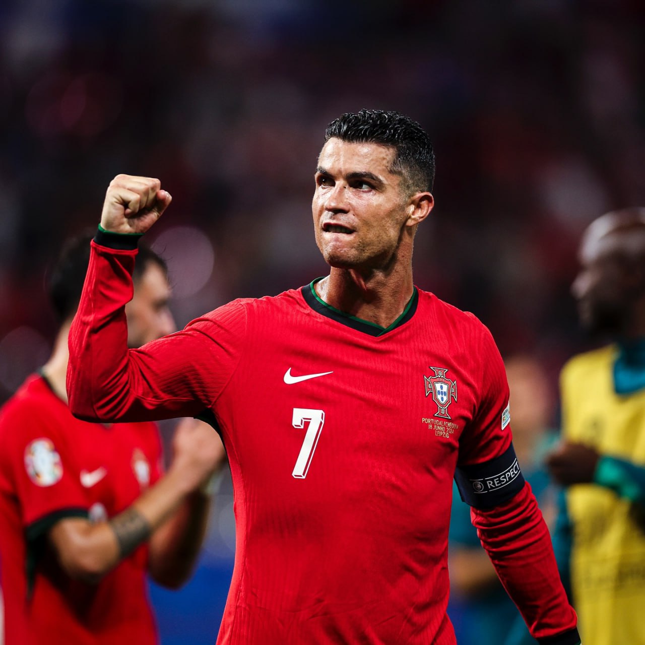 Ronaldo ទទួលបានពានរង្វាន់ពិសេស សម្រាប់ការតំណាងឱ្យប្រទេសព័រទុយហ្គាល់ នៅលើឆាកអន្តរជាតិ