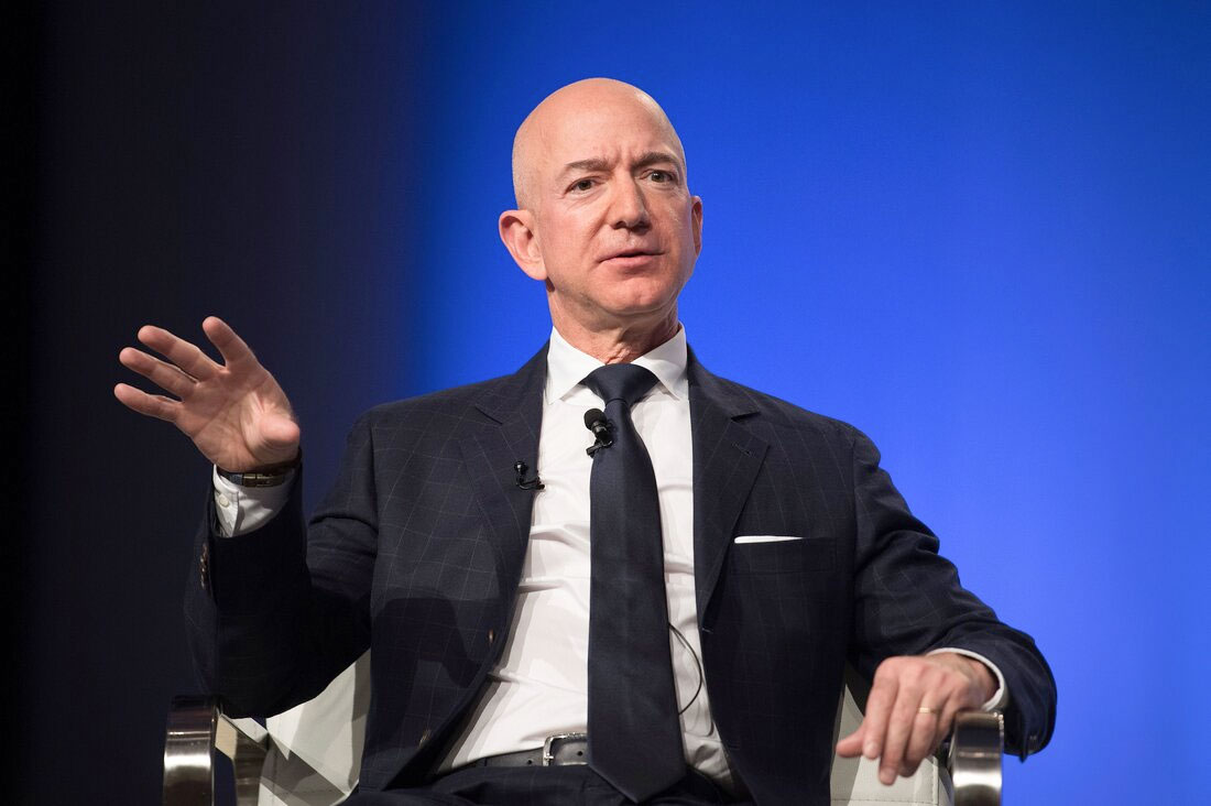 មហាសេដ្ឋី Bezos មើលឃើញថា គ្មានការគំរាមកំហែងពីទំនាក់ទំនងរវាងលោក Musk-លោកTrump ក្នុងការប្រជែងអវកាសទេ