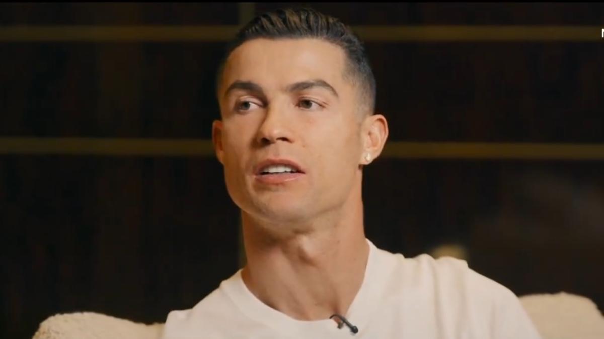 Cristiano Ronaldo ថាខ្លួនគឺជាកីឡាករល្អបំផុតក្នុងប្រវត្តិសាស្ត្រ